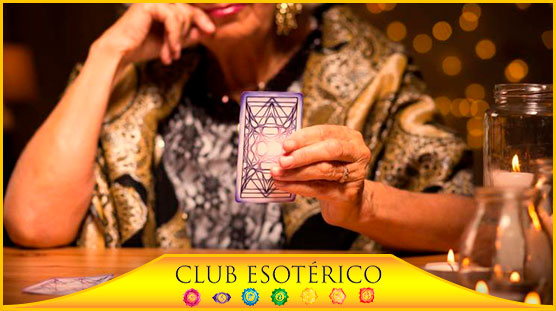 contactar con tarotistas - club esoterico